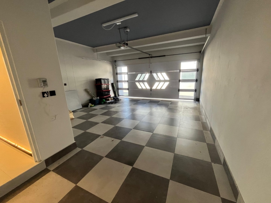 4 Bedroom Property for Sale in Sandown Western Cape